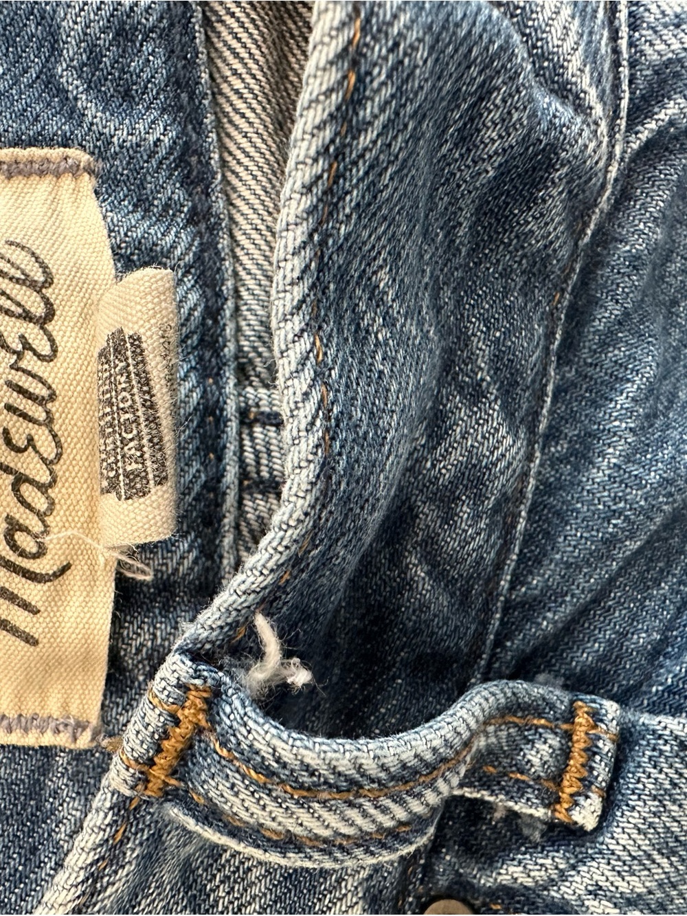 Madewell Light Blue Low-slung Baggy Leg Jeans with Frayed Hem - Picture 3 of 6